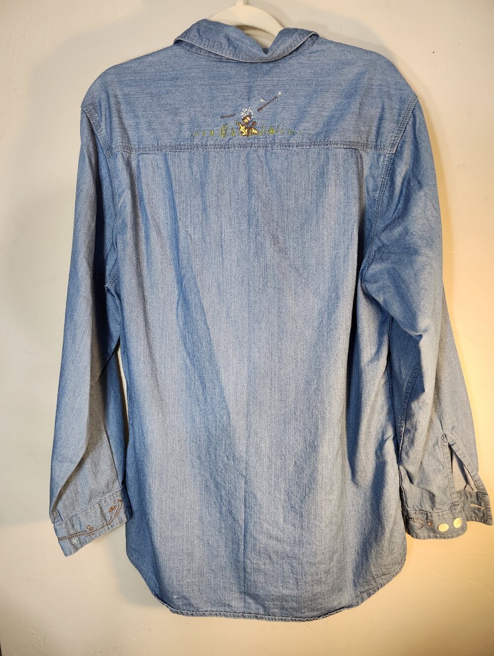 Disney Winnie the Pooh Denim Button-Up Shirt - Blue Vintage - Picture 6 of 9